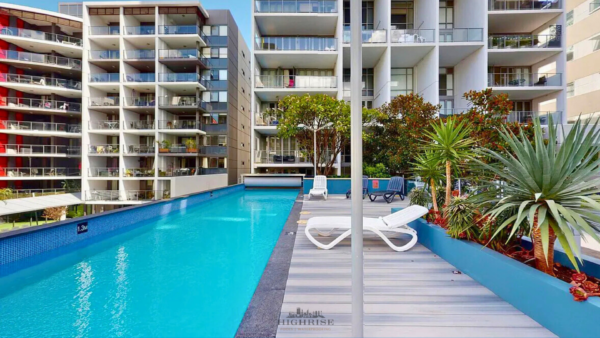 east Perth pool renovation logo